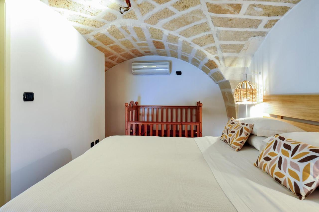 Castriota 19 - Jacuzzi Apartment Sit ليتشي المظهر الخارجي الصورة